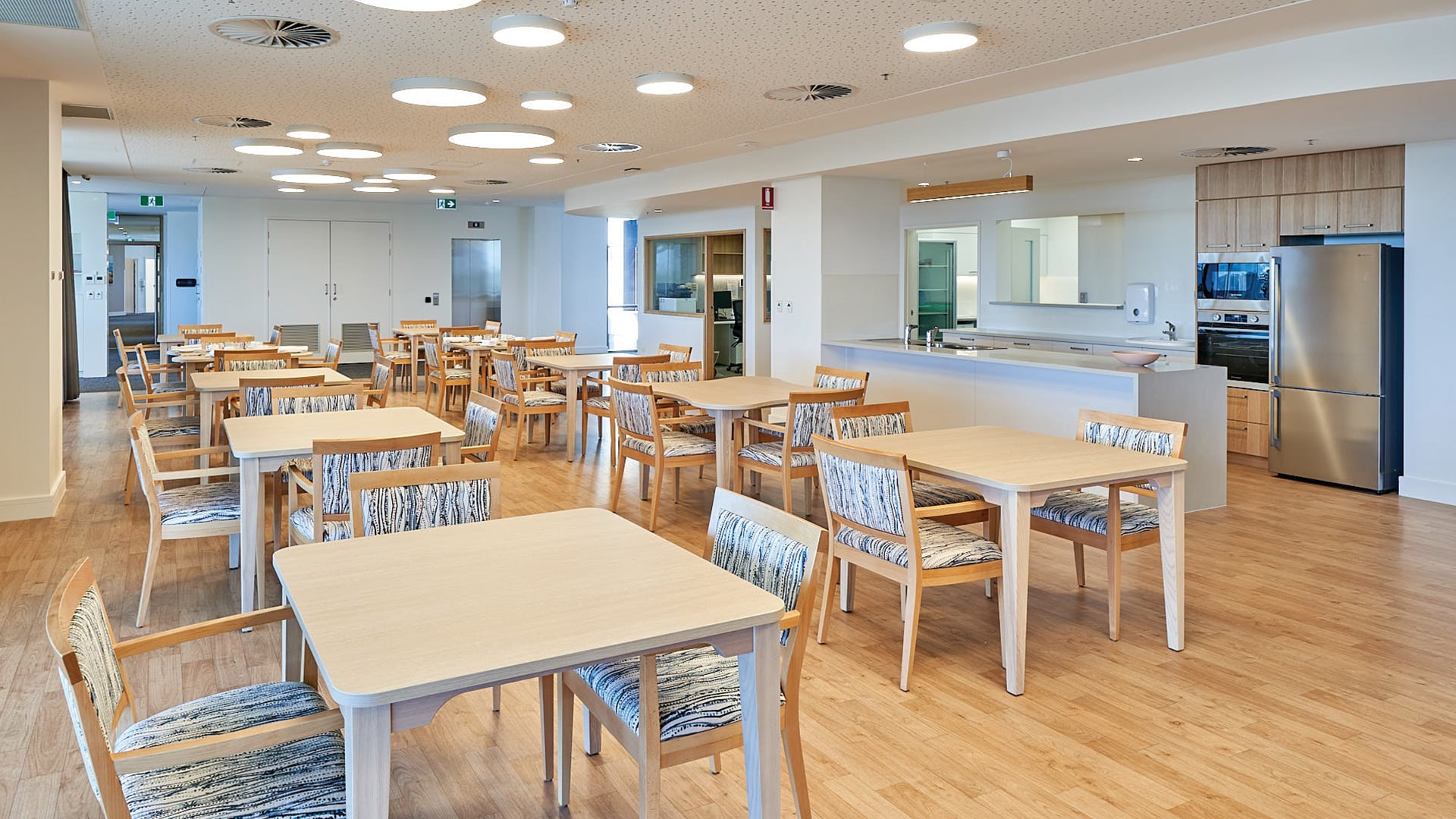 west-lakes-aged-care-dining-02