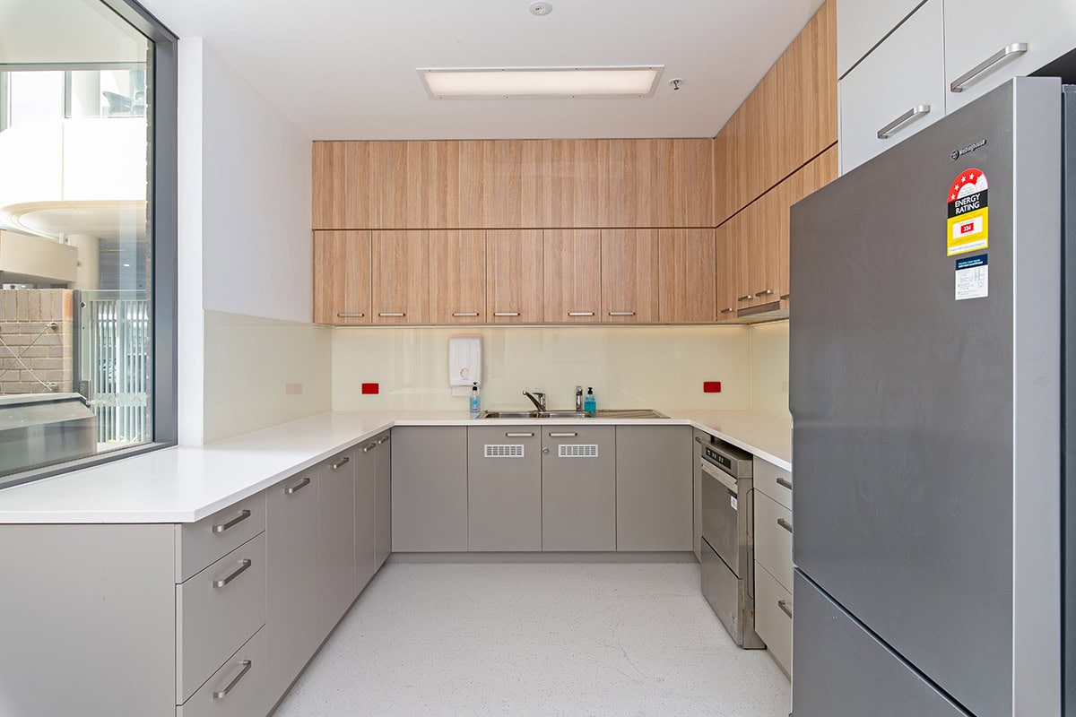 unitingsa-vista-apartments-retirement-living-community-entertaining