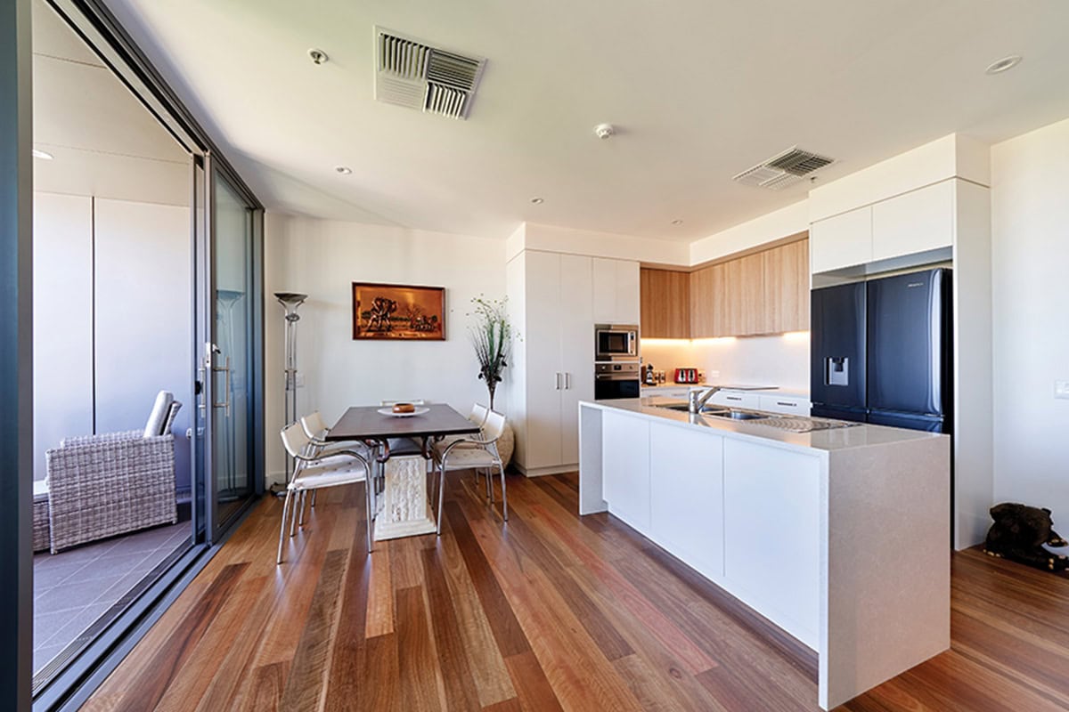 unitingsa-vista-apartments-retirement-living-kitchen-dining-a